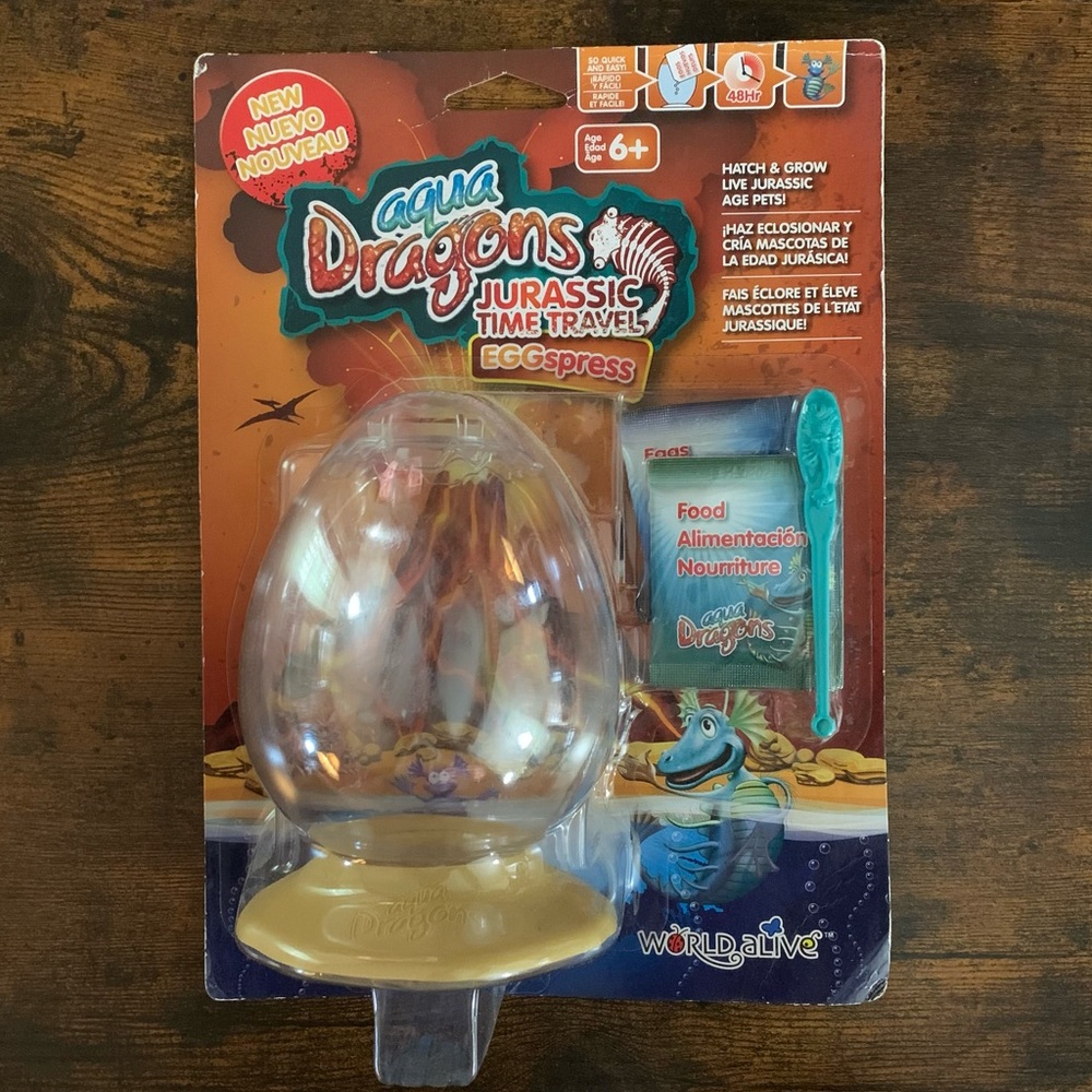 NEW IN PACKAGE — aqua dragons Jurassic time eggspress